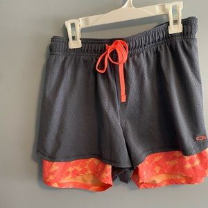 Champion workout Shorts 2 layers